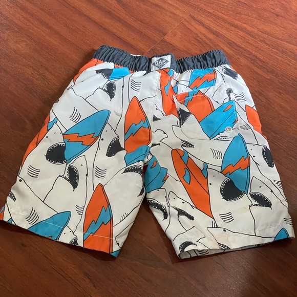 Boys Gap shark print elastic waist swim trunks - Picture 5 of 5